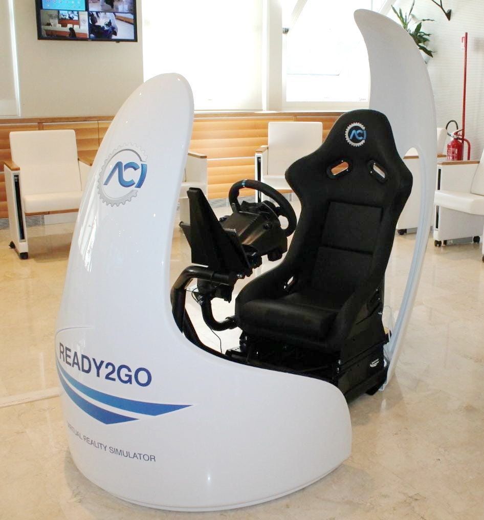 Il simulatore di guida a realtà aumentata arriva nelle autoscuole