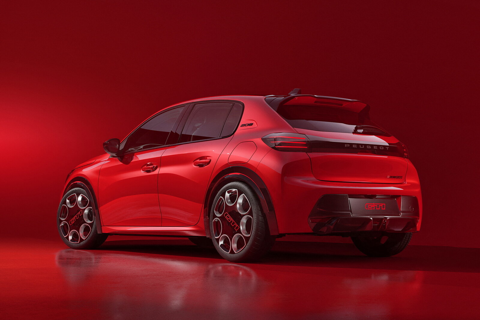 peugeot-e208-gti_01.jpg
