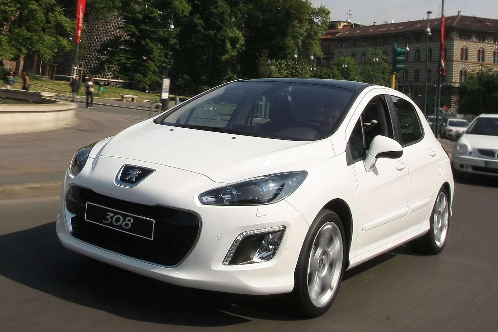 Peugeot 308 Prova Scheda Tecnica Opinioni E Dimensioni 1 6 E Hdi Allure Peugeot 308 Prova Scheda Tecnica Opinioni E Dimensioni 1 6 E Hdi Allure