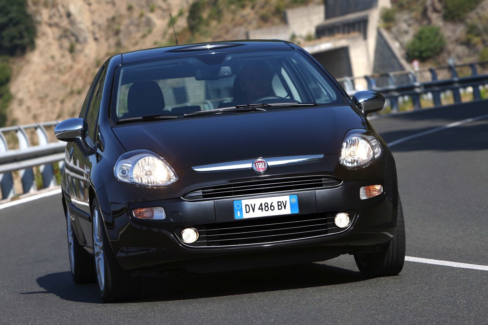 Fiat Punto Evo prova, scheda tecnica, opinioni e dimensioni 