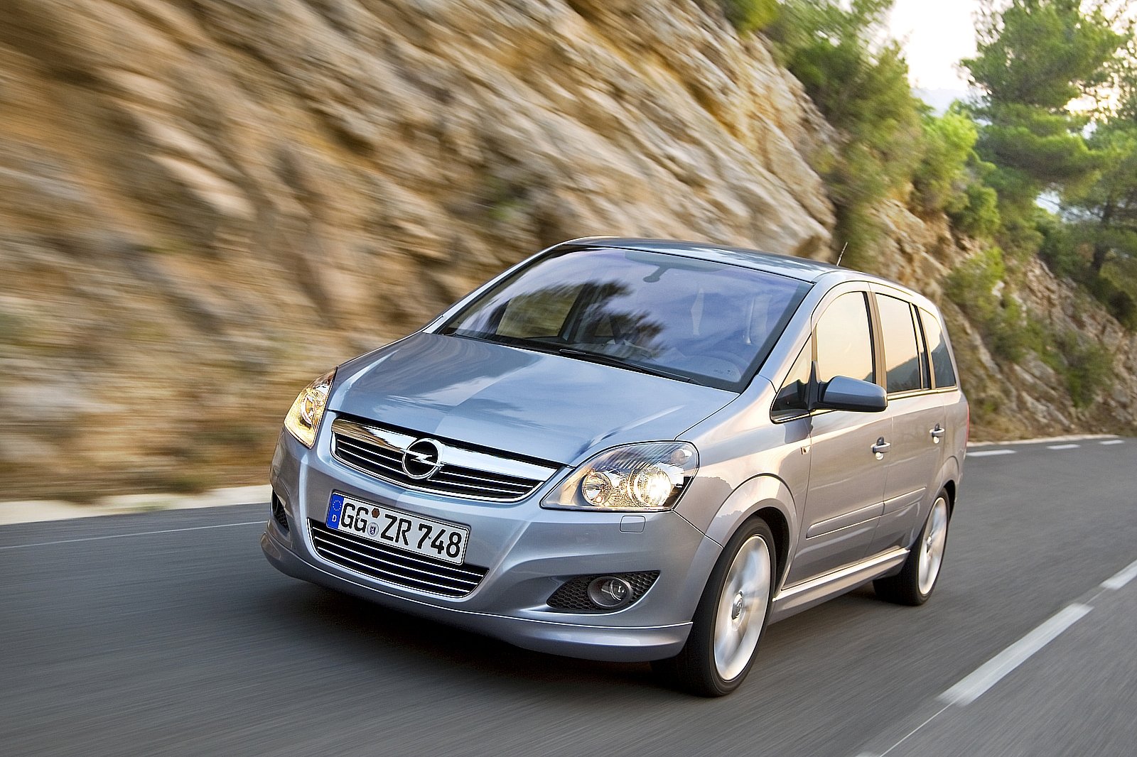 Opel Zafira Prova Scheda Tecnica Opinioni E Dimensioni 1 6 Ecom