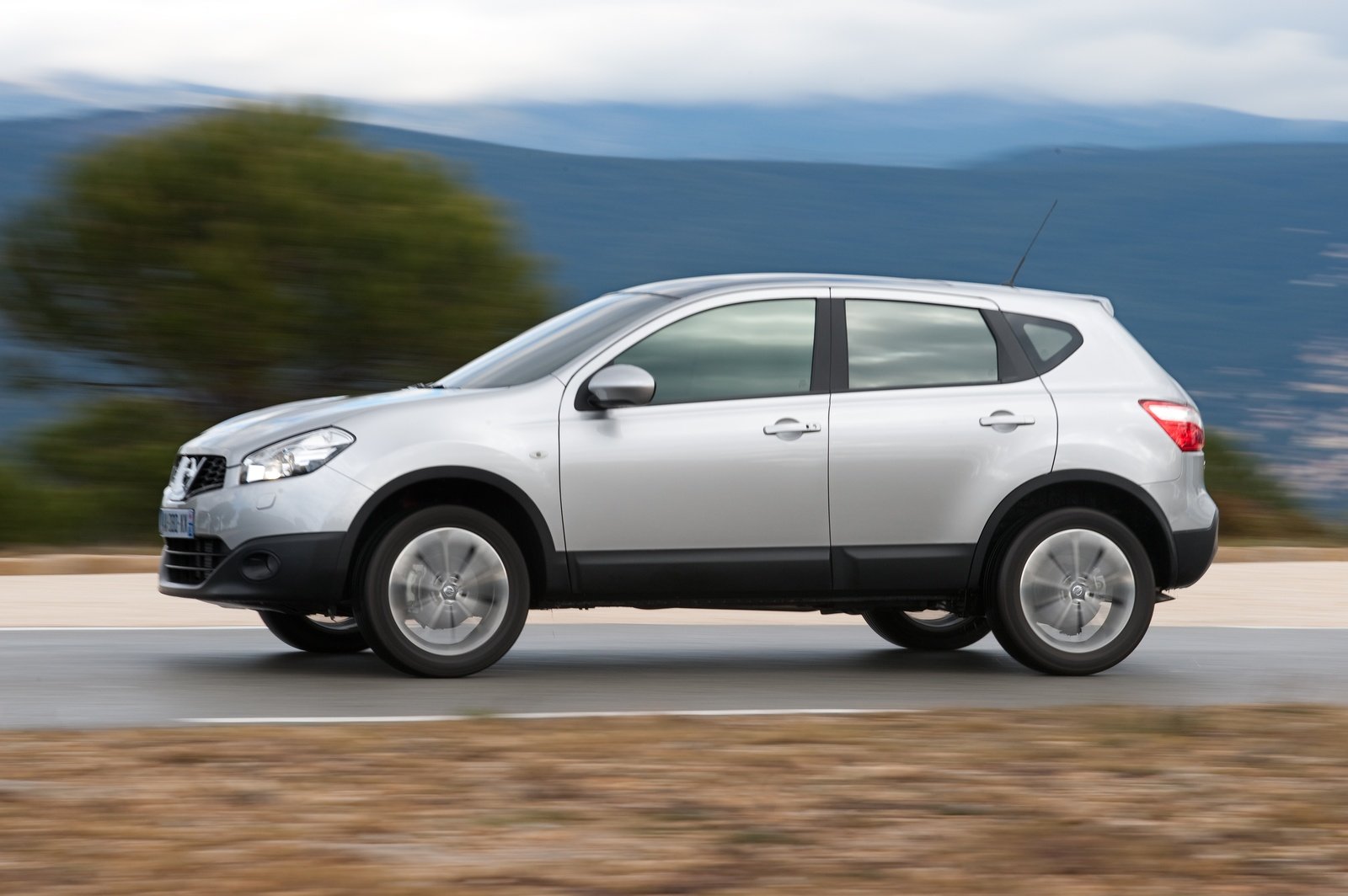 Nissan Qashqai Prova, Scheda Tecnica, Opinioni E Dimensioni 2.0 16V Tekna 4X4