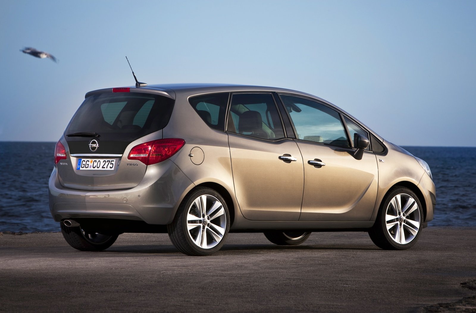 Opel Meriva Prova Scheda Tecnica Opinioni E Dimensioni 1 4 Turbo 1 Cv Cosmo