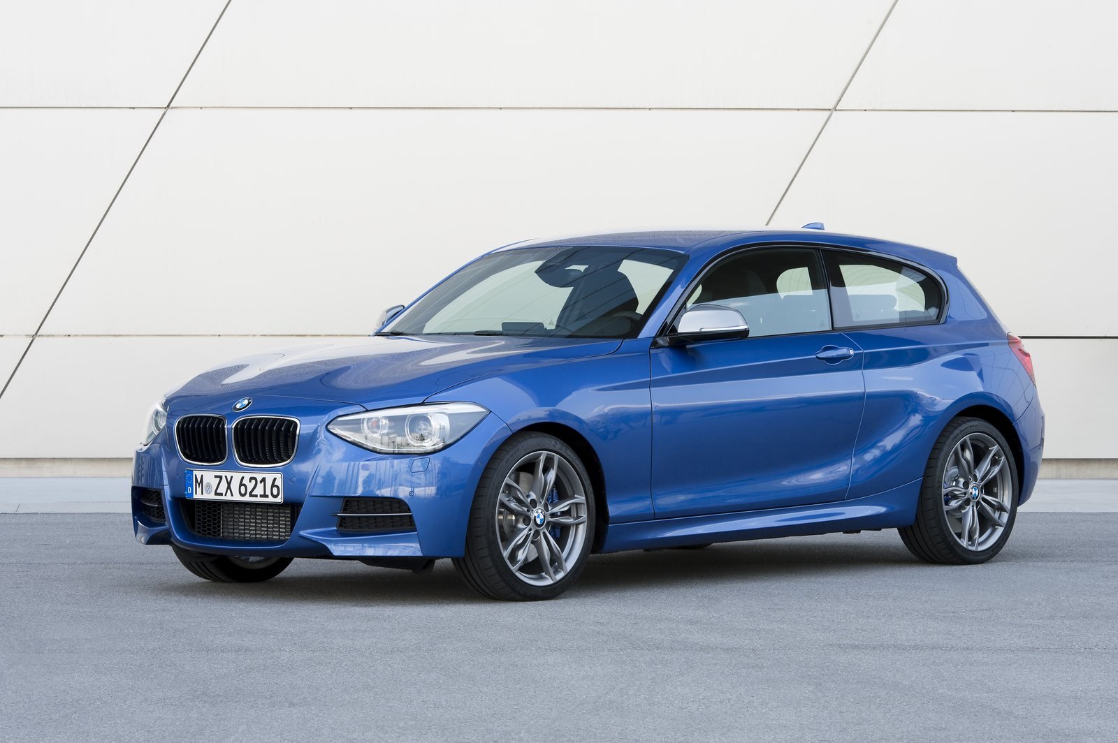 BMW Serie 1: dimensioni, interni, motori, prezzi e concorrenti - AutoScout24