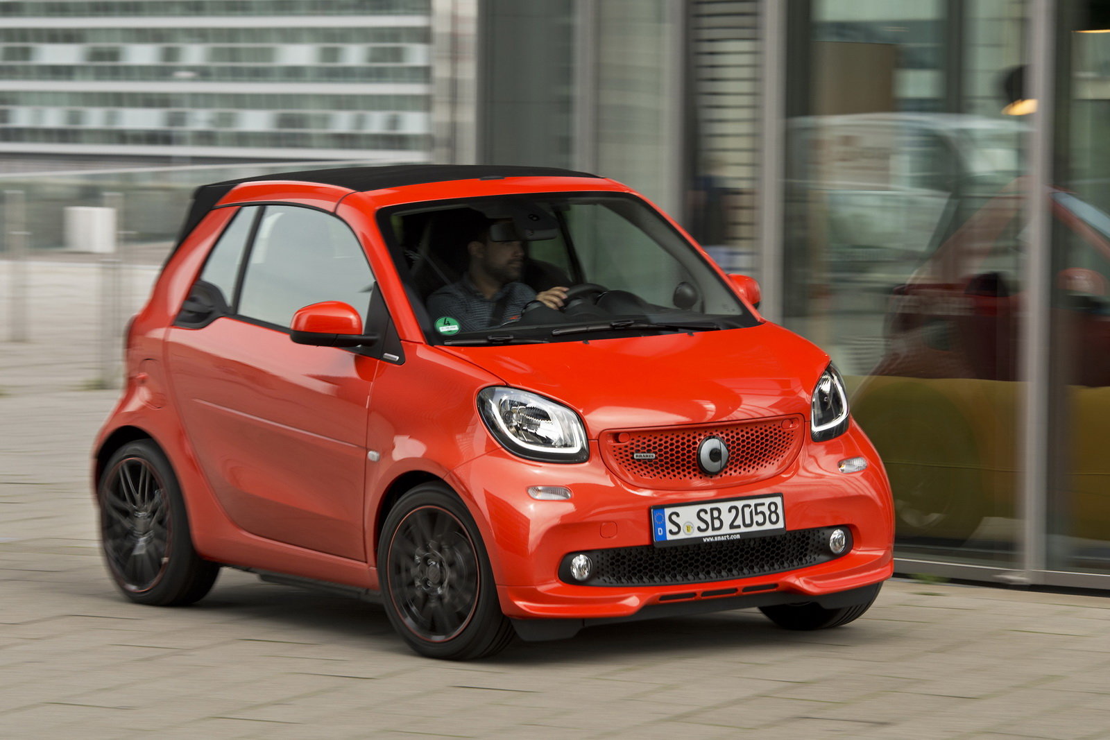 Smart Fortwo Cabrio (W451 2011) cabrio BRABUS Xclusive Scheda Tecnica,  consumi, dimensioni