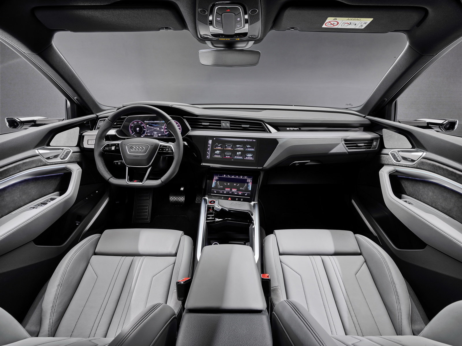 Audi e tron Sportback prova scheda tecnica opinioni e dimensioni S alVolante