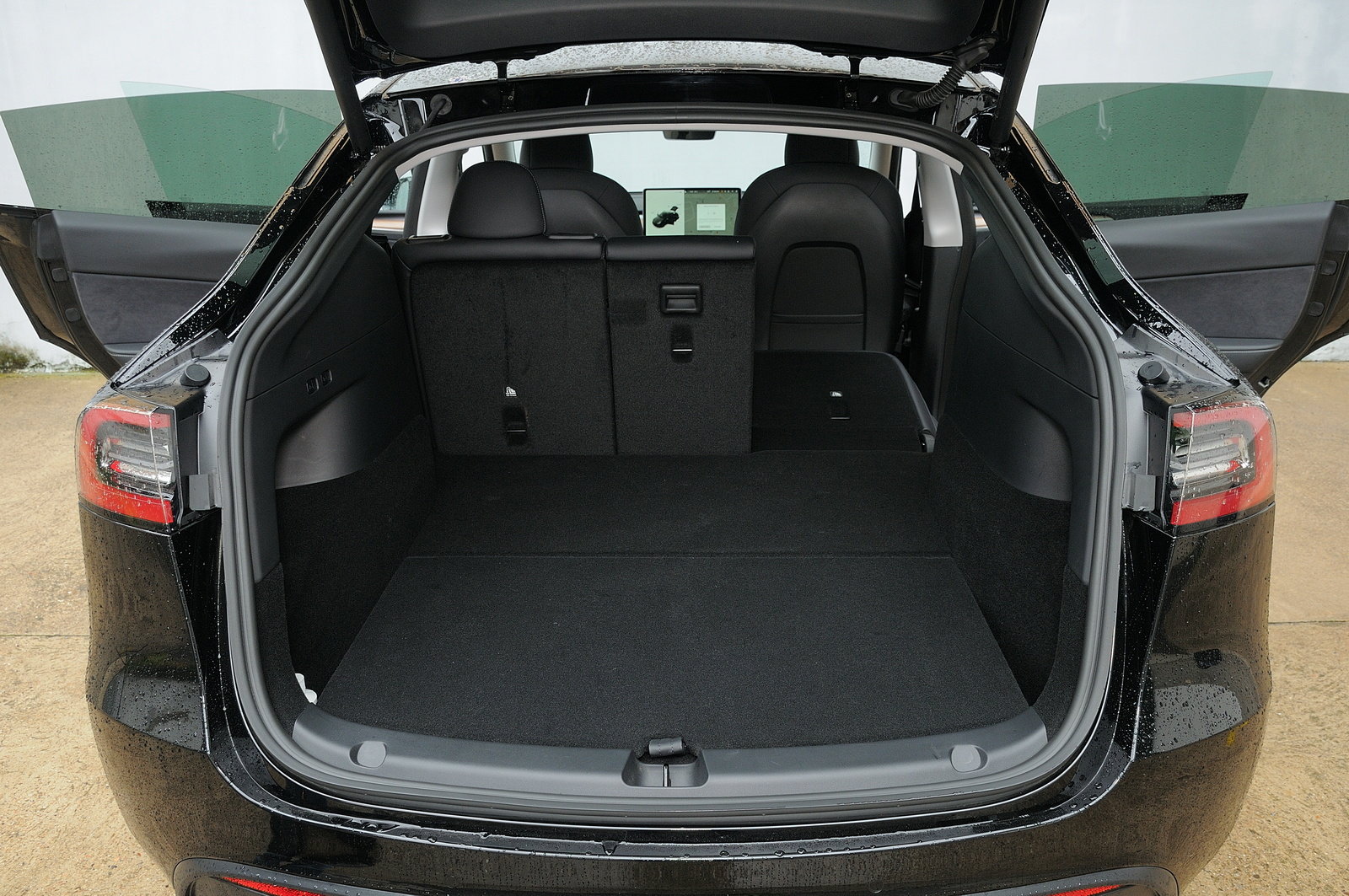 Tesla Model Y Trunk Roller Blind Parcel Shelf Load Compartment Cov