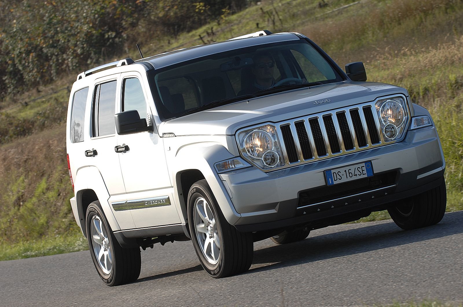 Prova Jeep Cherokee Scheda Tecnica Opinioni E Dimensioni 2 8 Crd