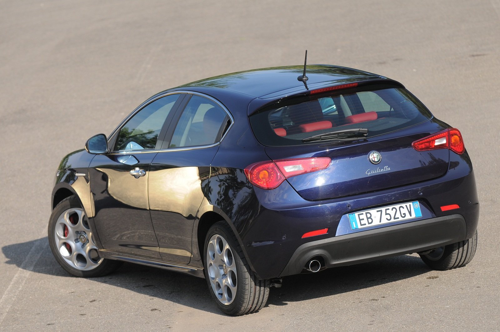 Prova Alfa Romeo Giulietta scheda tecnica opinioni e dimensioni 1.4 Turbo  MultiAir 170 CV Distinctive 