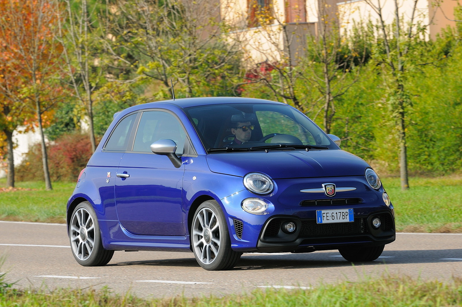 Prova Abarth 500 scheda tecnica opinioni e dimensioni 1.4 16V T-jet 595  Turismo 