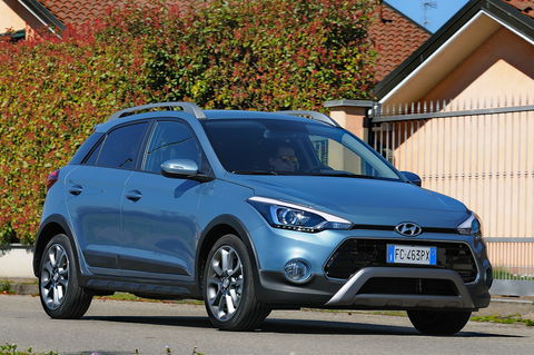 Hyundai i20 1.2 PE MPI MT Prime + SP - nuova