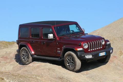 Prova Jeep Wrangler 2.0 Turbo Sahara 4WD automatica