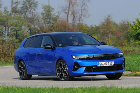 Prova Opel Astra Sports Tourer 1.6 PHEV GS AT8