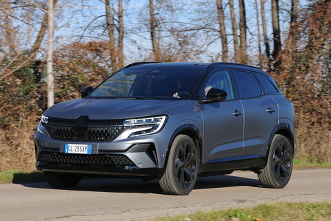 Prova Renault Austral 1.2 E-Tech hybrid Iconic esprit Alpine