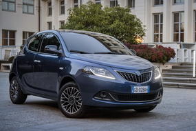 lancia ypsilon 3 0 9 30th anniversary dfn