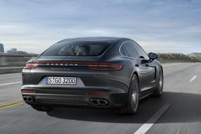 porsche panamera 2 base