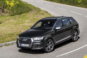 audi q7 2 3 0 tdi e tron quattro tiptronic
