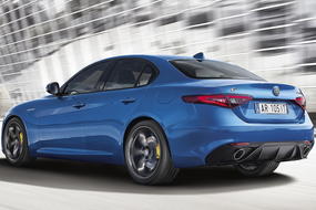 alfa romeo giulia 3 2 0 turbo at8