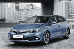 toyota auris 2015 restyling 1