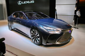lexus lf fc 5