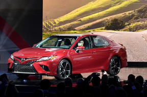 toyota camry 2017 03
