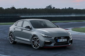 hyundai i30 fastback n 2018 09 11